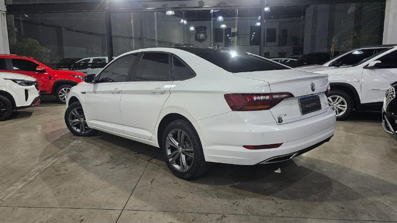 JETTA 250 R-LINE TSI - foto 2 em Três Rios