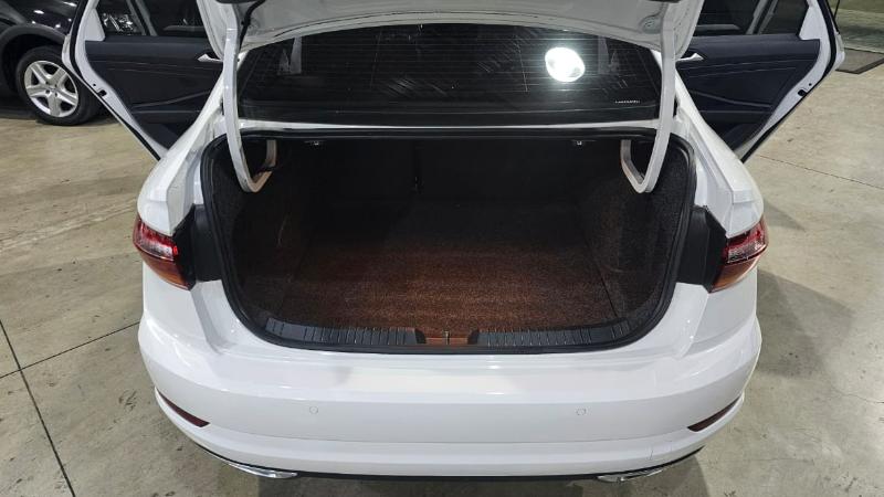 JETTA 250 R-LINE TSI - foto 4 em Três Rios