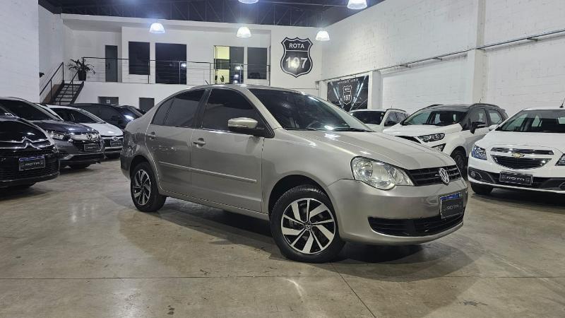 VOLKSWAGEM POLO SEDAN disponível na Rota 197 em Três Rios