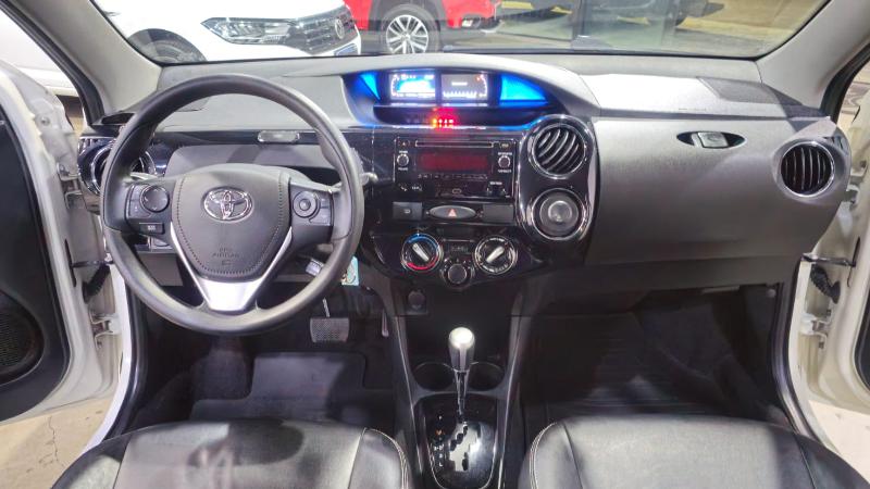 TOYOTA ETIOS HB XS - foto 10 em Três Rios