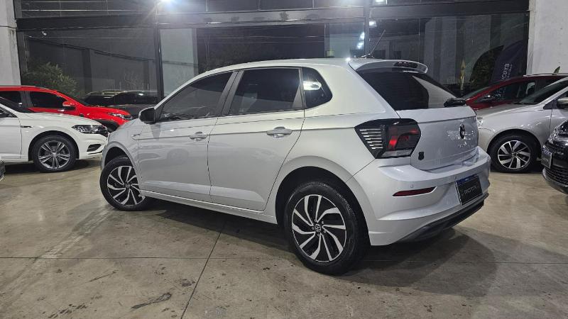 VOLKSWAGEM POLO HIGHLINE - foto 2 em Três Rios
