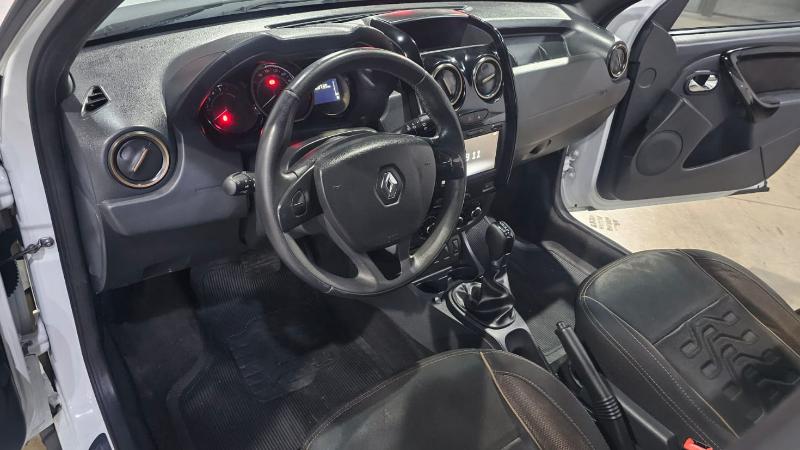 RENAULT DUSTER DYNAMIQUE - foto 5 em Três Rios
